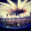 Олимпийский салют во время церемонии открытия 30-й Олимпиады