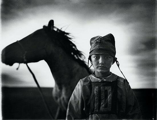 Томаш Гудзоваты (Tomasz Gudzowaty), Польша, Yours Gallery. Мальчик-жокей. Монголия 