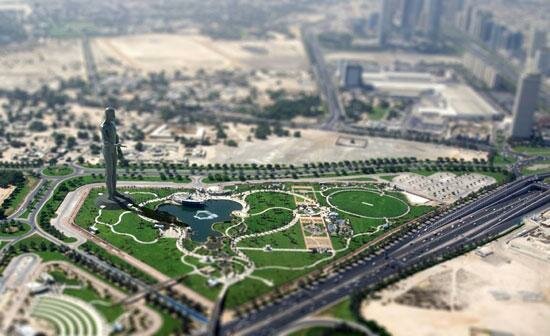 Za Abeel огромная статуя в Дубае