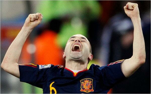 Испания выиграла ЧМ 2010 по футболу. Фото