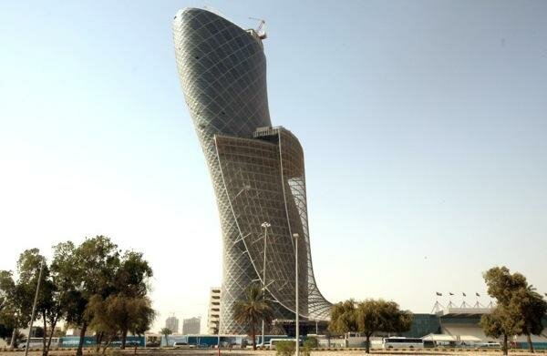   Capital Gate Abu Dhabi 