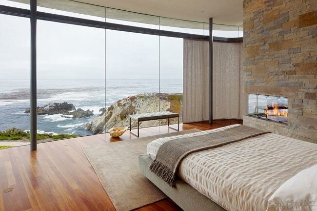 Дом на скале с видом на море в Калифорнии