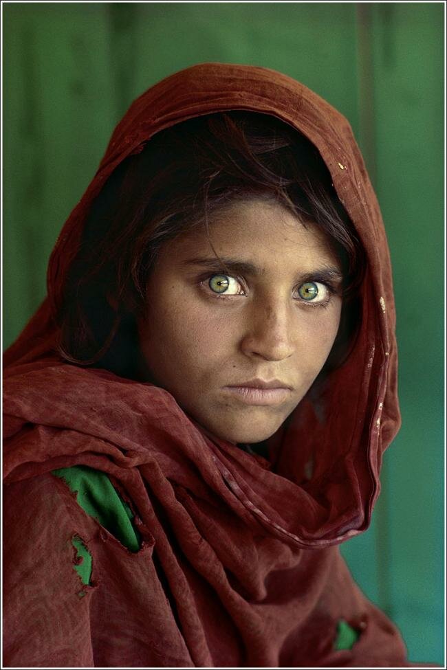 Steve McCurry -Afghan Girl-