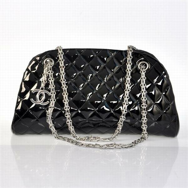    Chanel Mademoiselle bag (  )