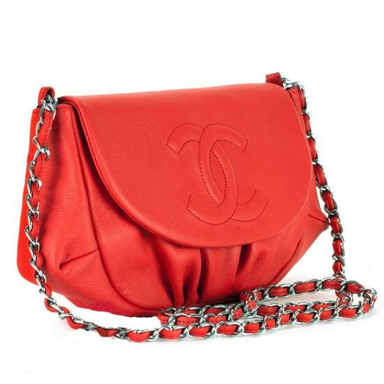  Chanel Evening Clutch On Chain (    )